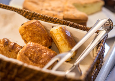 Panier de pain au chocolat